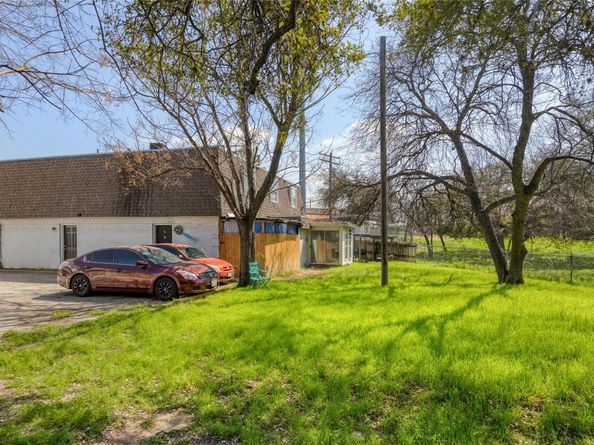 2201 mission hill CIR, Austin TX 78741