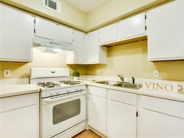 2201 mission hill CIR, Austin TX 78741