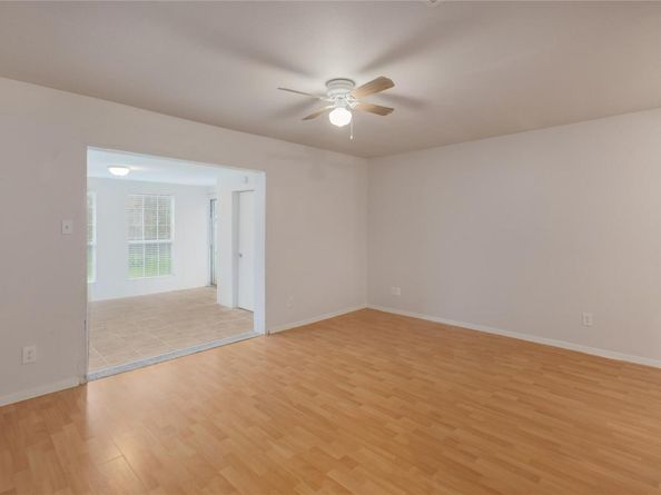 2201 mission hill CIR, Austin TX 78741