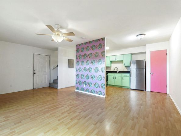 2201 mission hill CIR, Austin TX 78741