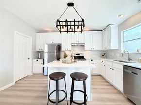 2417 Hallie LN, Round Rock TX 78664