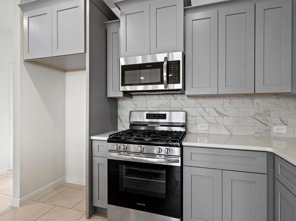 228 Ironshoe TRL, Liberty Hill TX 78642