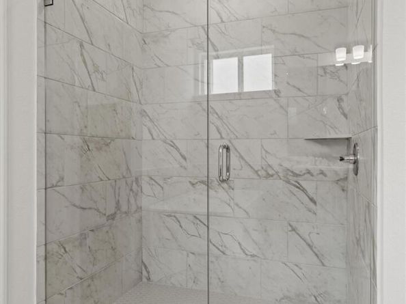 228 Ironshoe TRL, Liberty Hill TX 78642