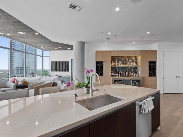 501 West Ave 3803, Austin TX 78701