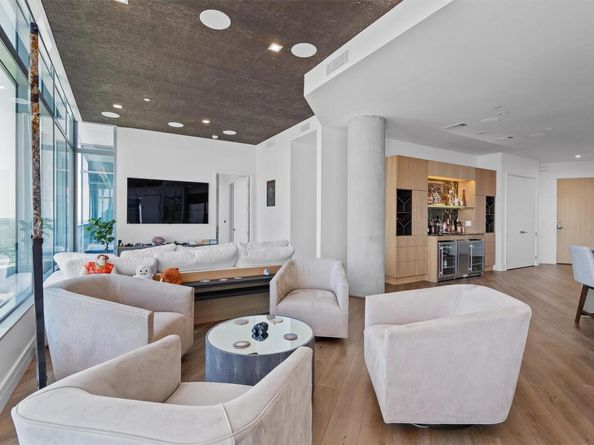 501 West Ave 3803, Austin TX 78701