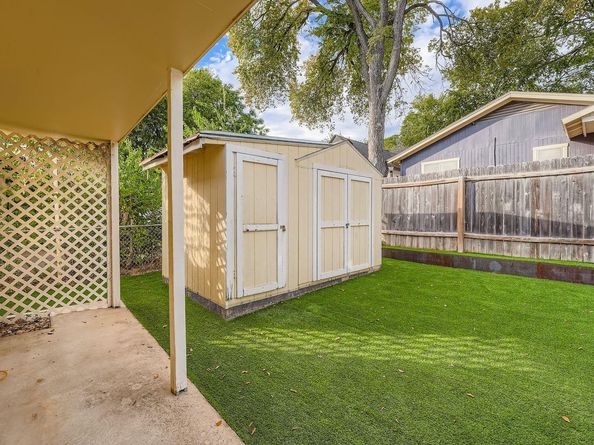 2308 Santa Rita ST, Austin TX 78702
