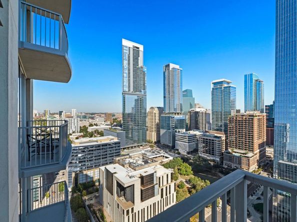 360 Nueces ST 2907, Austin TX 78701