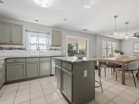 917 Melted Candle CV, Pflugerville TX 78660