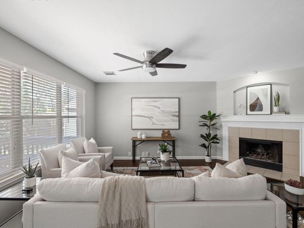 917 Melted Candle CV, Pflugerville TX 78660