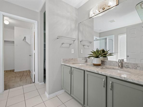 917 Melted Candle CV, Pflugerville TX 78660