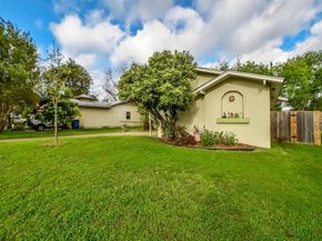 8208 Stillwood LN, Austin TX 78757