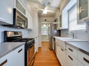 8208 Stillwood LN, Austin TX 78757