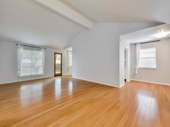 8208 Stillwood LN, Austin TX 78757