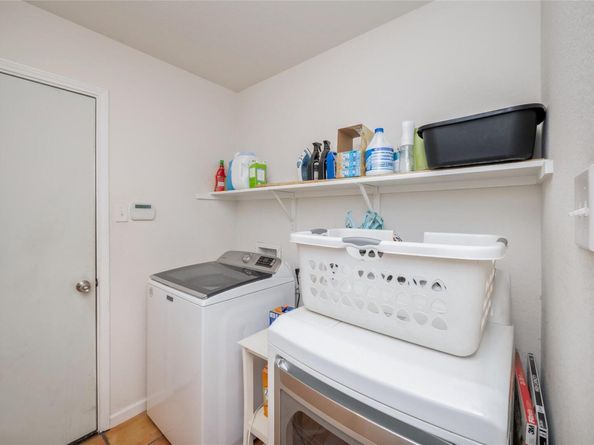 101 Texas Ash CV, Manchaca TX 78652