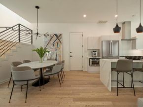 910 Nalide ST B, Austin TX 78745