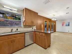 5723 Highland Hills DR, Austin TX 78731