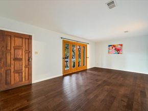 5723 Highland Hills DR, Austin TX 78731