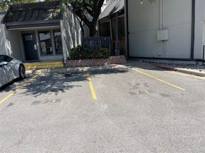 935 La Posada Dr. 145, Austin TX 78752
