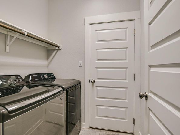 132 Ancellotta WAY, Leander TX 78641