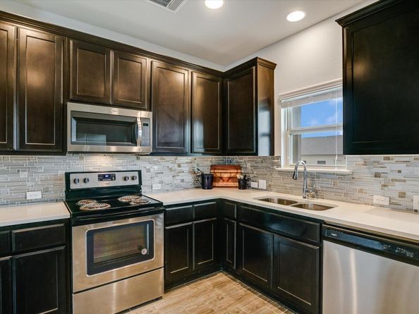 132 Ancellotta WAY, Leander TX 78641