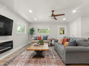 9110 Chisholm LN, Austin TX 78748