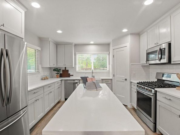 9110 Chisholm LN, Austin TX 78748