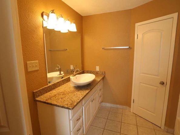 409-411 Cypress LN, Round Rock TX 78664