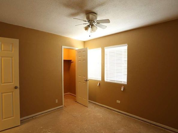 409-411 Cypress LN, Round Rock TX 78664