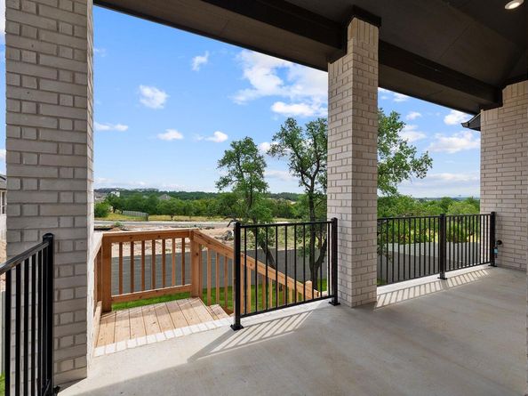 1405 Blue Moon DR, Georgetown TX 78628