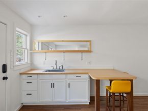 613 Baylor ST, Austin TX 78703