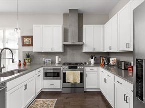 4325 Jackson Ave 2105, Austin TX 78731