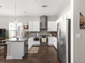 4325 Jackson Ave 2105, Austin TX 78731