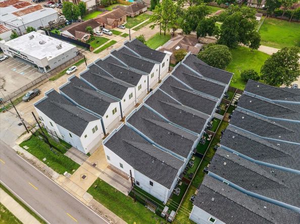 2517 Hollister ST, Houston TX 77080