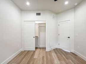 813 Newport DR, Spicewood TX 78669