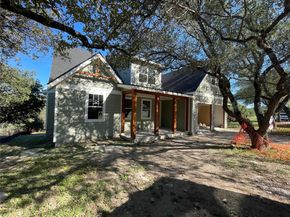813 Newport DR, Spicewood TX 78669