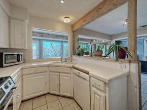 614 Sunfish ST, Lakeway TX 78734