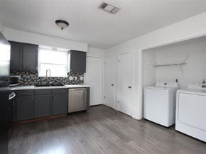 6914 Rifle BND, Austin TX 78736