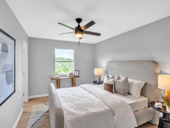 6914 Rifle BND, Austin TX 78736
