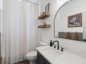 206 Cargill DR, Spicewood TX 78669