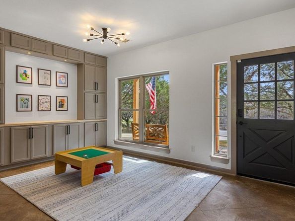 206 Cargill DR, Spicewood TX 78669