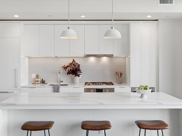44 East Ave 1811, Austin TX 78701