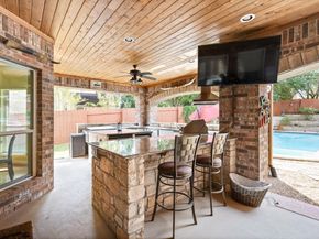 7109 Via Correto DR, Austin TX 78749