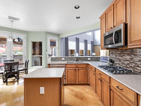 7109 Via Correto DR, Austin TX 78749