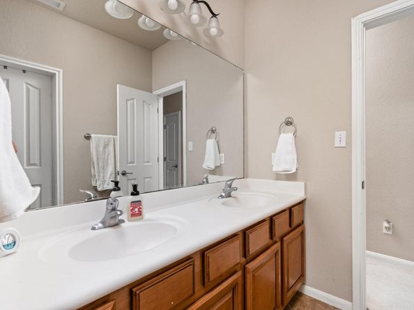 7109 Via Correto DR, Austin TX 78749