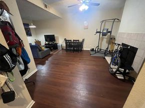 1910 Robbins PL 207, Austin TX 78705