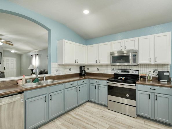 211 Vallecito DR, Georgetown TX 78626