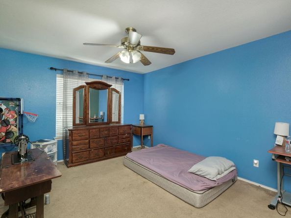 211 Vallecito DR, Georgetown TX 78626