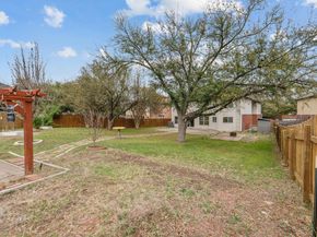 805 Catumet DR, Pflugerville TX 78660