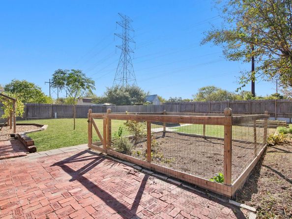 1711 Prairie Hen CV, Austin TX 78758