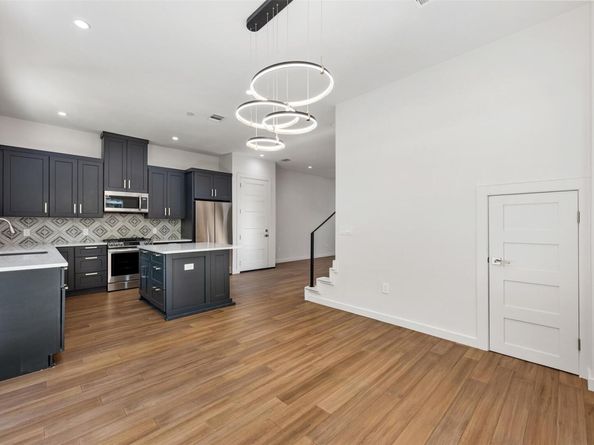 3010 Webberville RD 1, Austin TX 78702